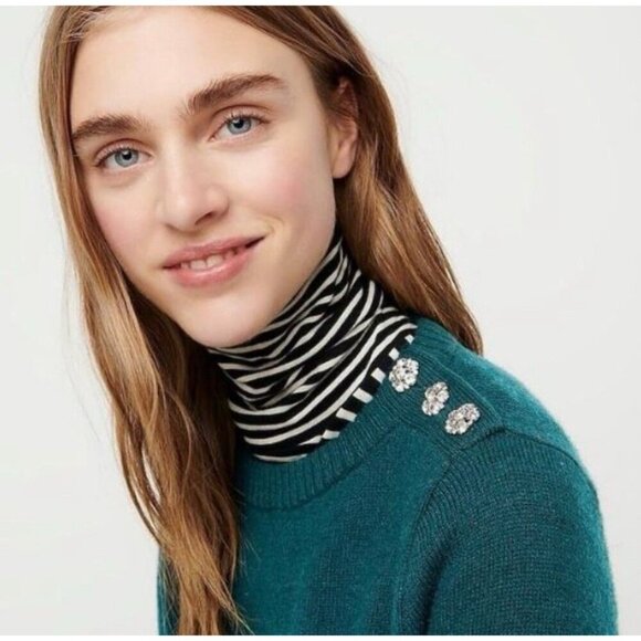 J Crew Womens Sweater Sz 3X Forest Green Crewneck Jeweled Buttons Wool Holiday - Picture 3 of 4